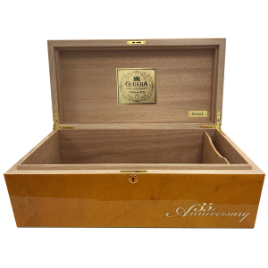 Orange Humidor + 3 druhy Doutníků Gurkha 35th Anniversary po 25 kusech